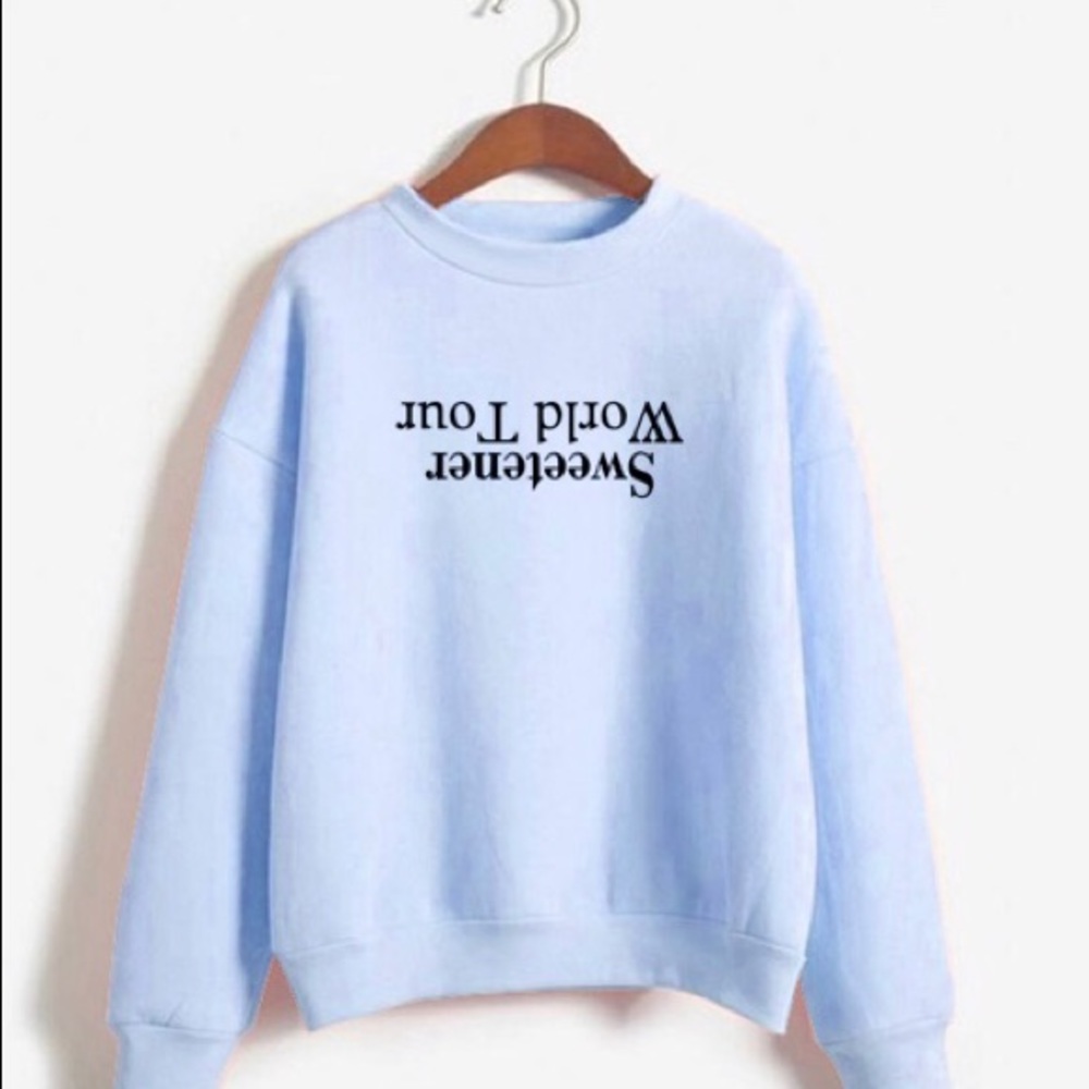 Arianna Grande World Tour Sweetner Seatshirt *NEW*